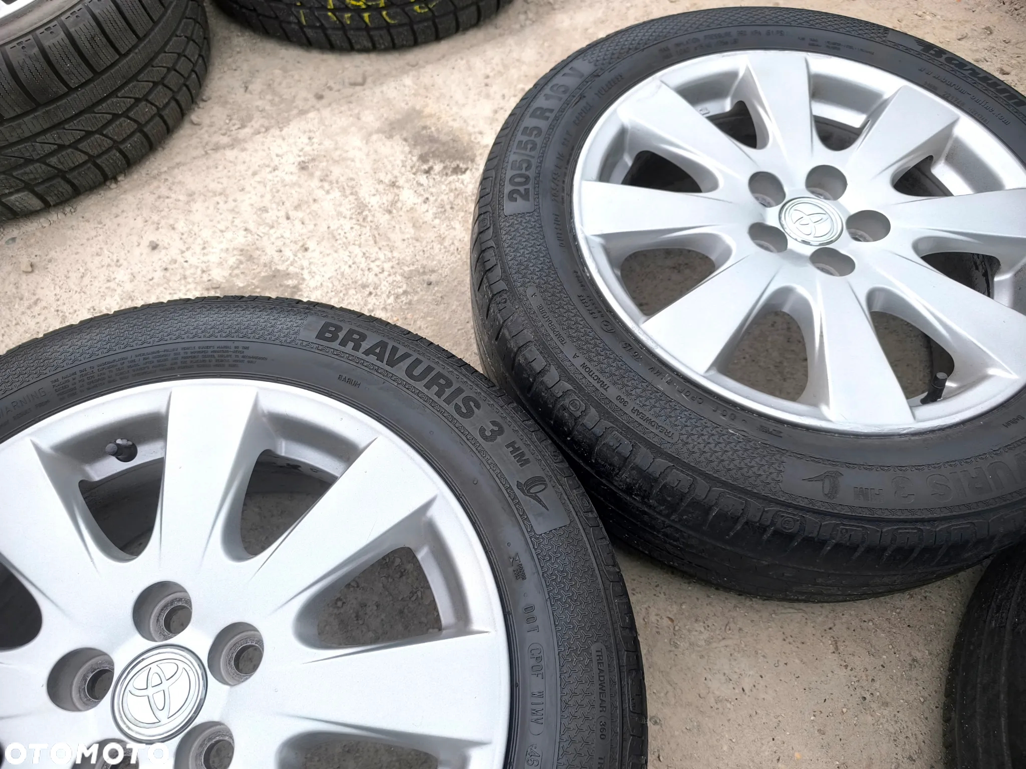 5x100 Felgi Aluminiowe Alufelgi 16 Koła Letnie Lato TOYOTA AVENSIS I II 2 CELICA CARINA E MATRIX PRIUS 4,5mm Legnica ALU-RAD 205/55 - 12