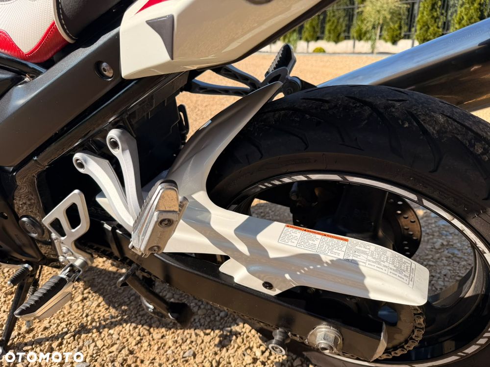 Suzuki GSX - 15