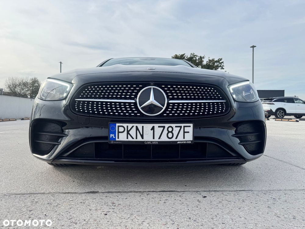 Mercedes-Benz E-Class 2022 photo 4