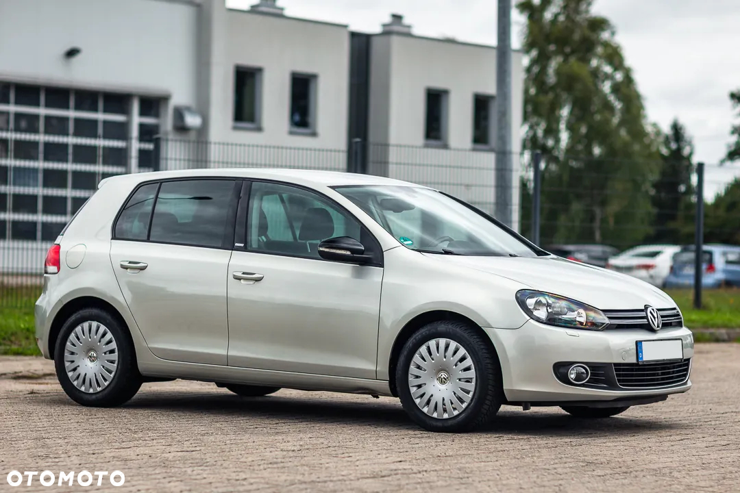 Volkswagen Golf 1.6 TDI DPF Style - 9