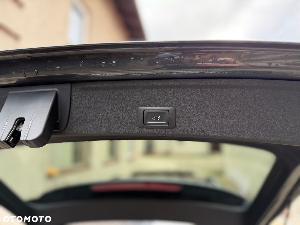 Audi A4 Avant 40 TFSI S tronic S line - 36