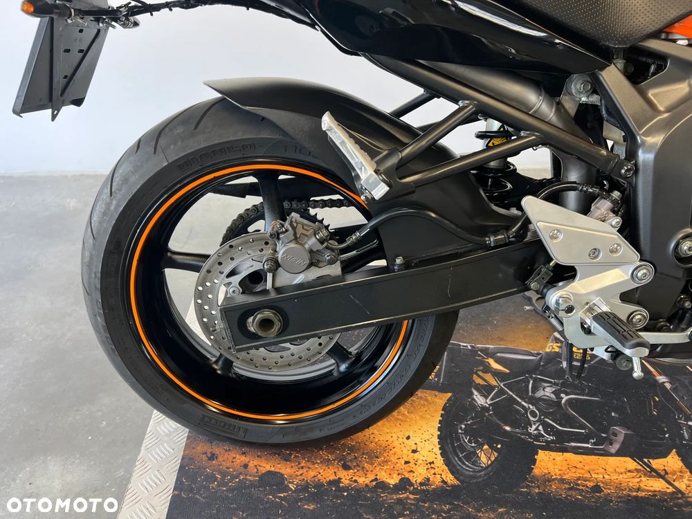 Yamaha FZ6 - 29