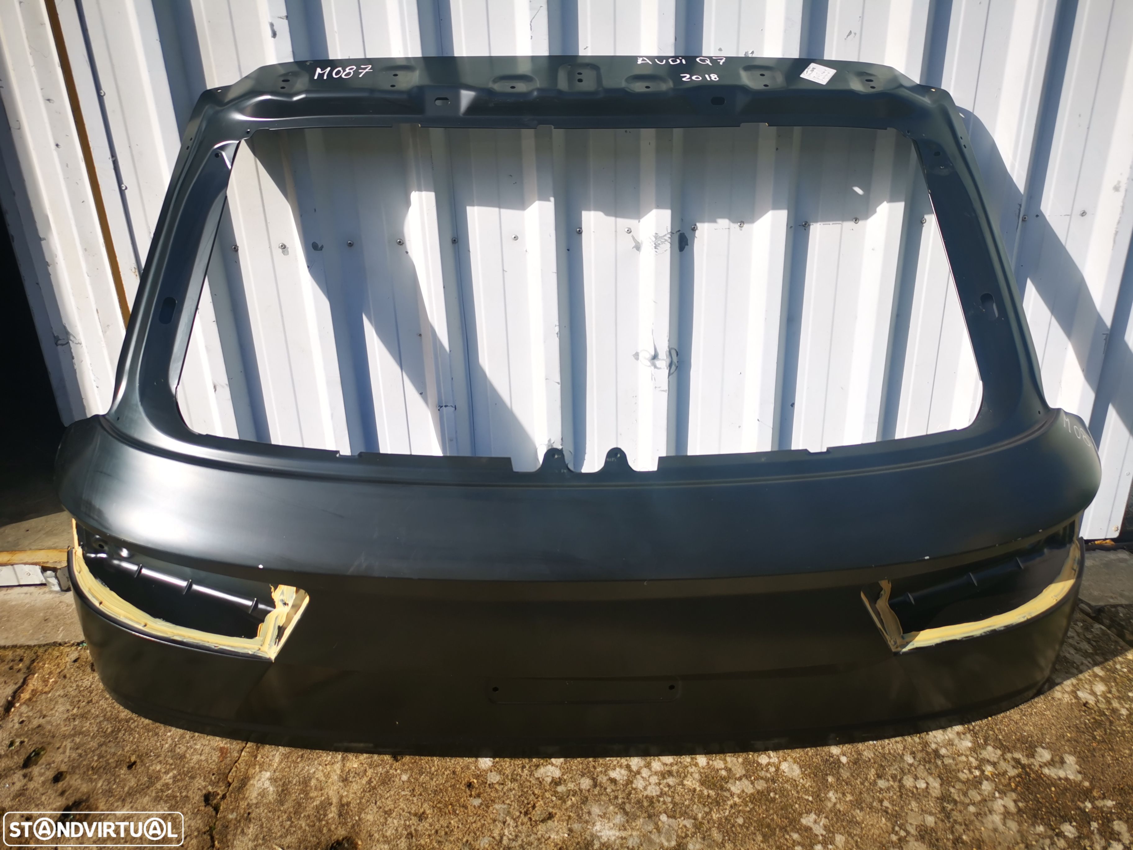 AUDI Q7 TAMPA MALA - M087 - 1
