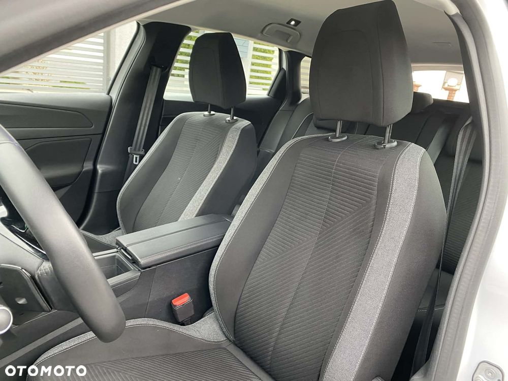 Peugeot 308 PureTech 130 EAT8 Active Pack - 9