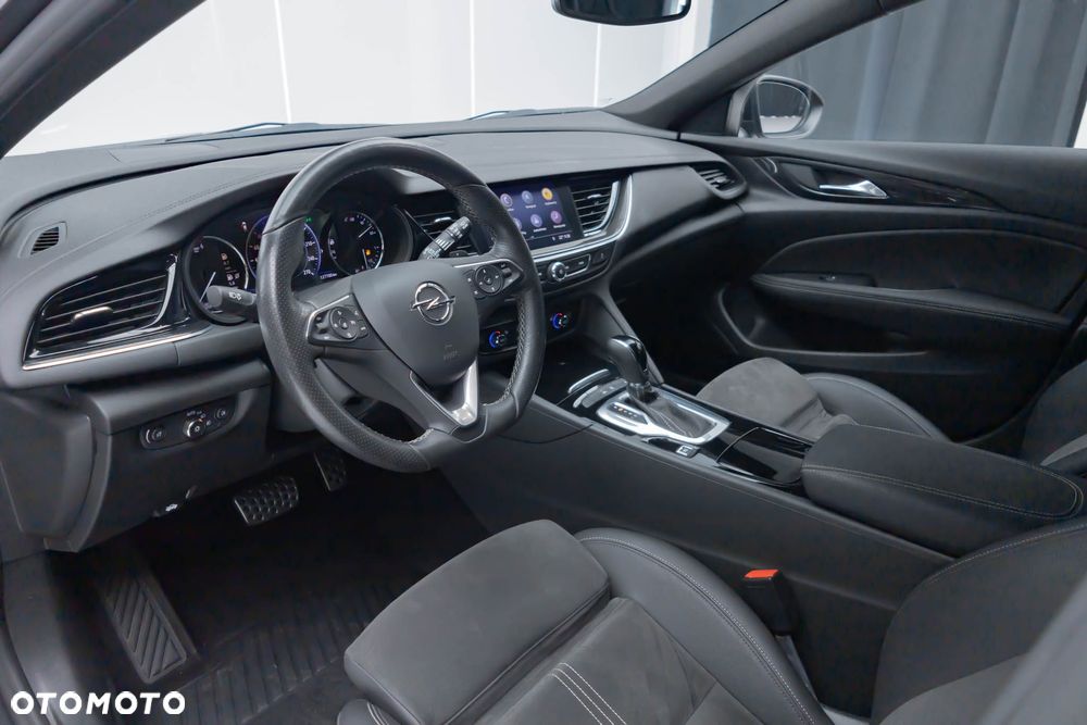 Opel Insignia 2.0 CDTI Ultimate S&S - 20