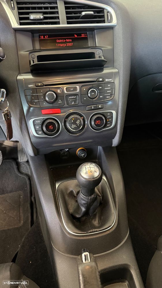 Citroën C4 1.6 HDi Exclusive J17 - 13