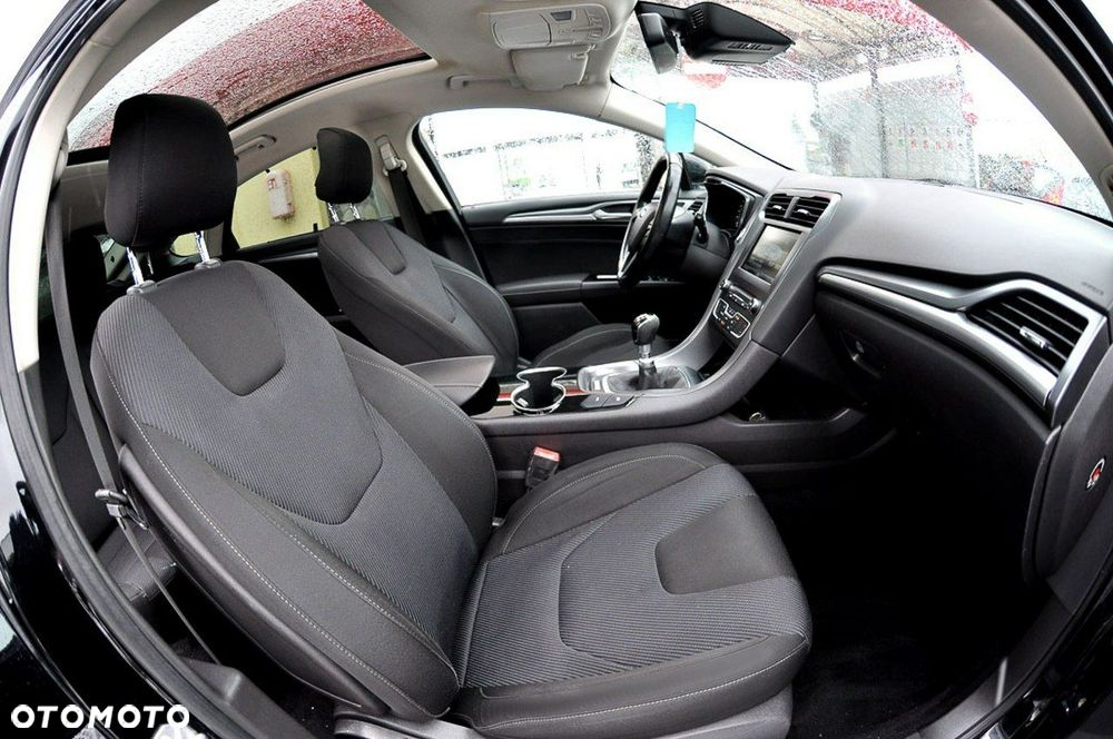 Ford Mondeo 2.0 TDCi Start-Stopp Titanium - 24