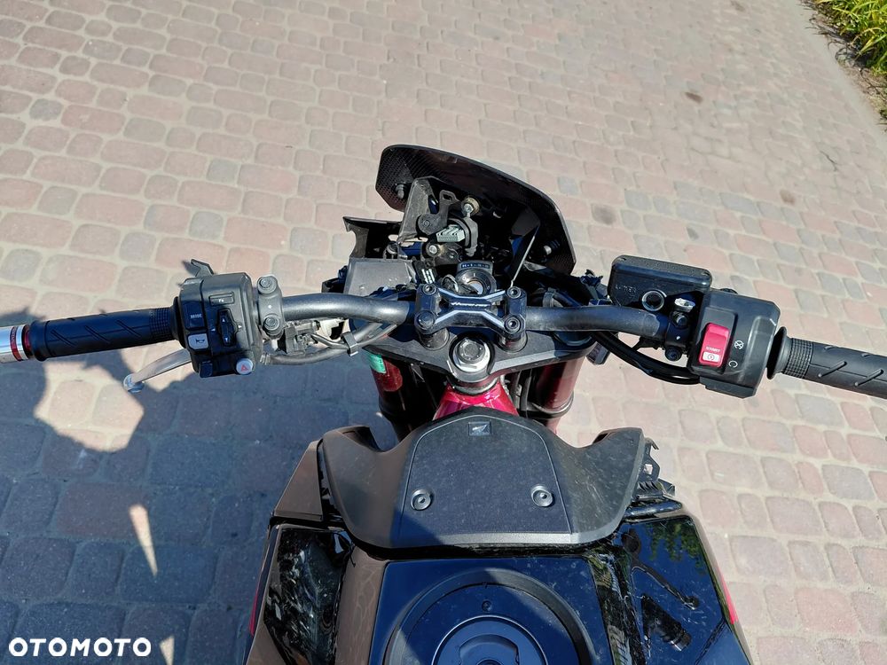 Honda CB - 25