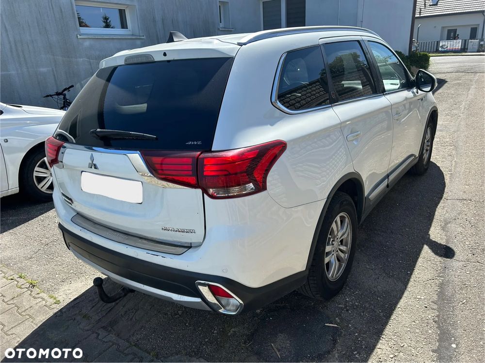 Mitsubishi Outlander 2.2 DI-D 4WD Top - 4