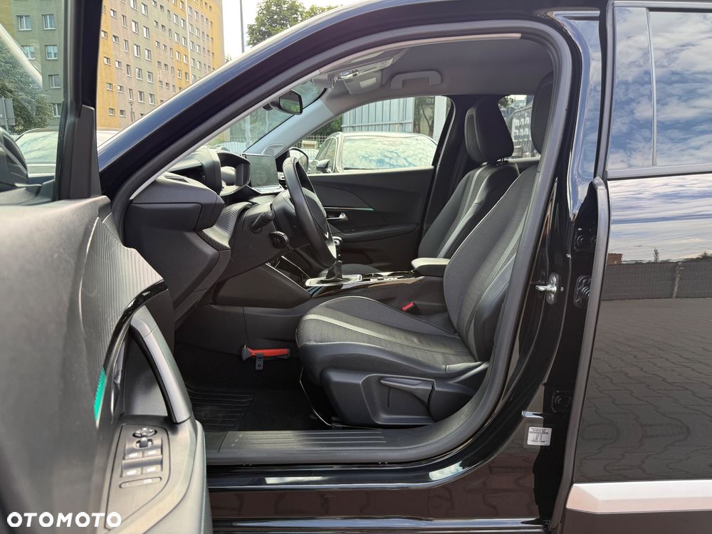 Peugeot 2008 PureTech 130 Allure - 29
