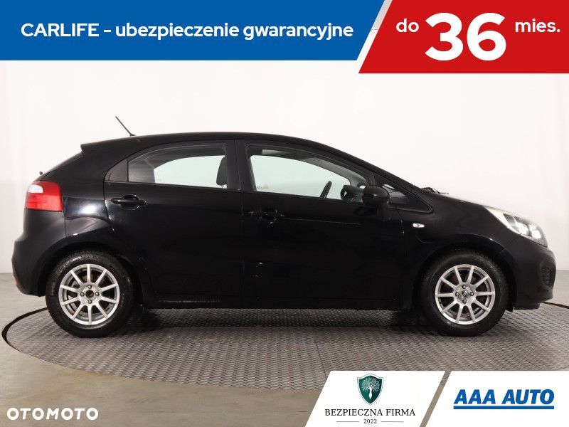 Kia Rio - 8