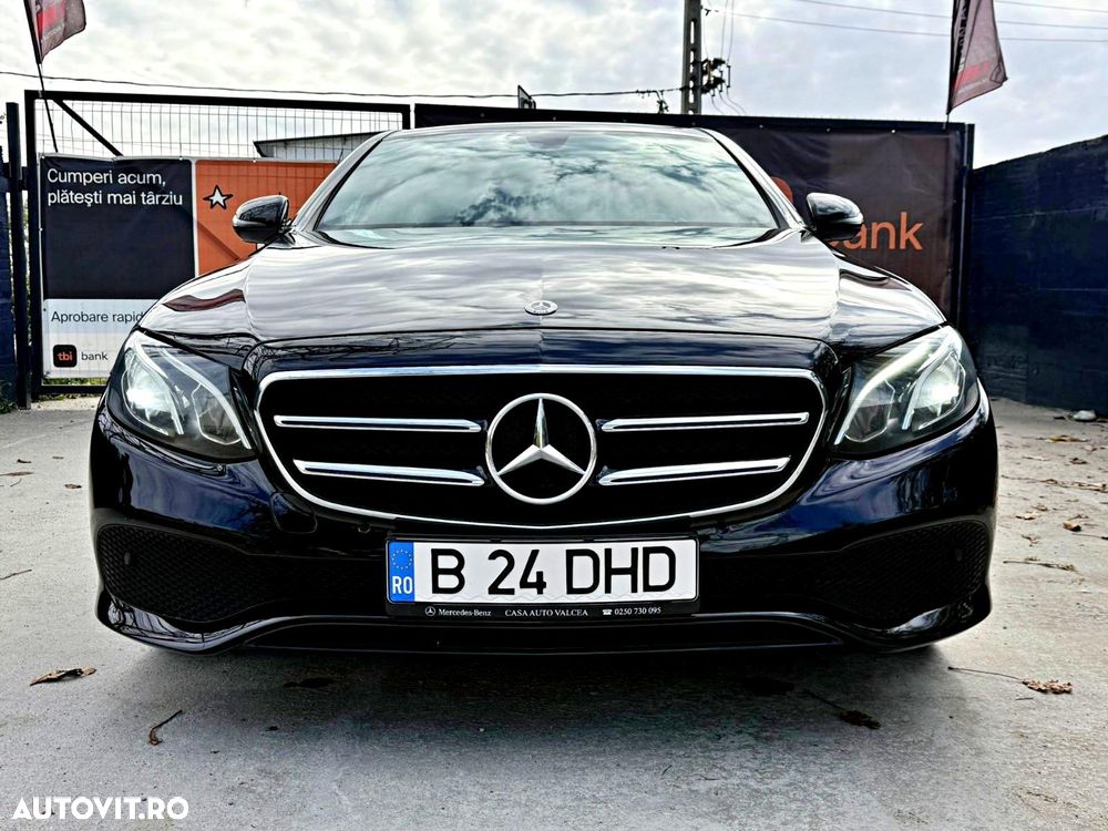 Mercedes-Benz E 220 d 4Matic 9G-TRONIC Avantgarde - 4