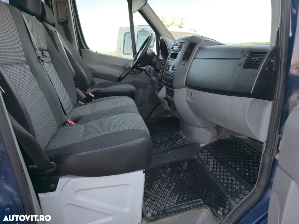 Mercedes-Benz Sprinter - 6