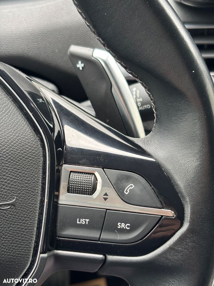 Peugeot 3008 225 e-EAT8 Allure Pack - 25