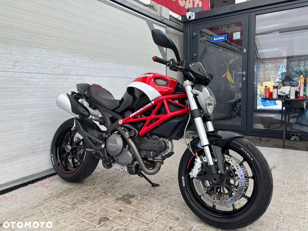 Ducati Monster - 3