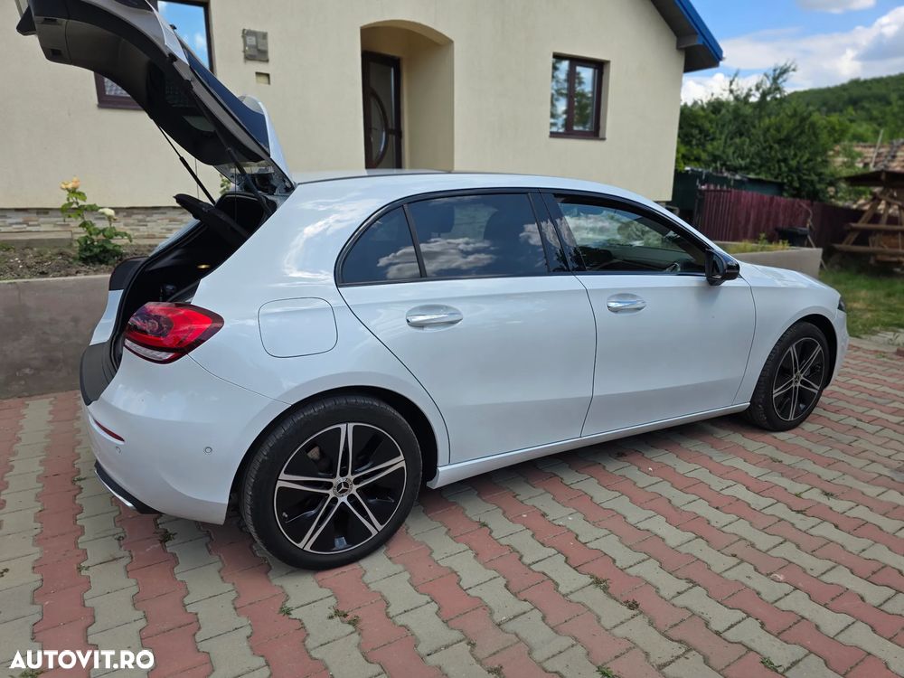 Mercedes-Benz A 250 e 8G-DCT Progressive Advanced - 4