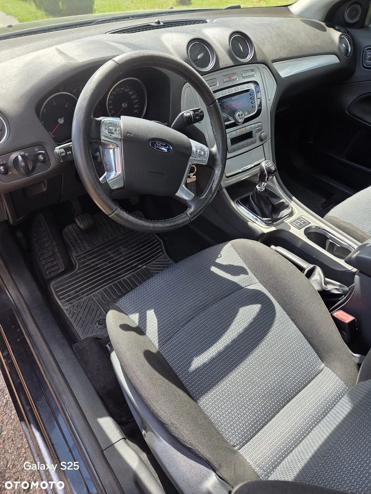 Ford Mondeo 2.0 TDCi Titanium - 20