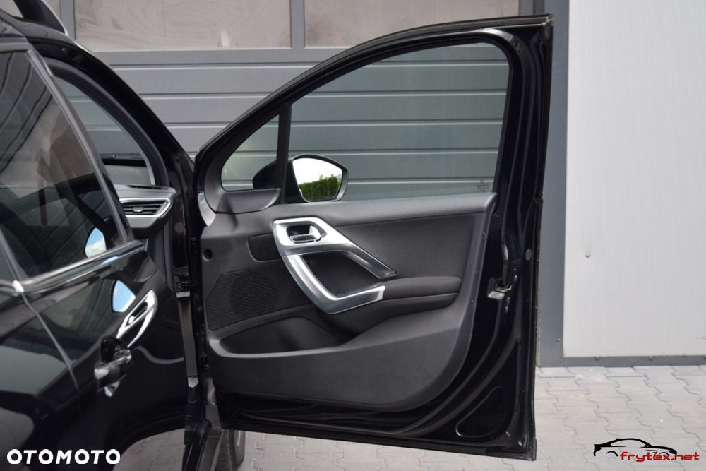 Peugeot 2008 - 22