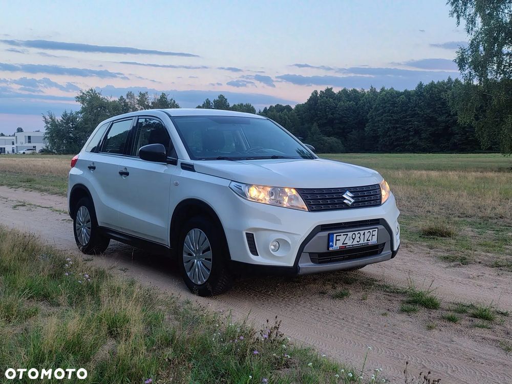 Suzuki Vitara 1.6 Comfort 2WD - 2