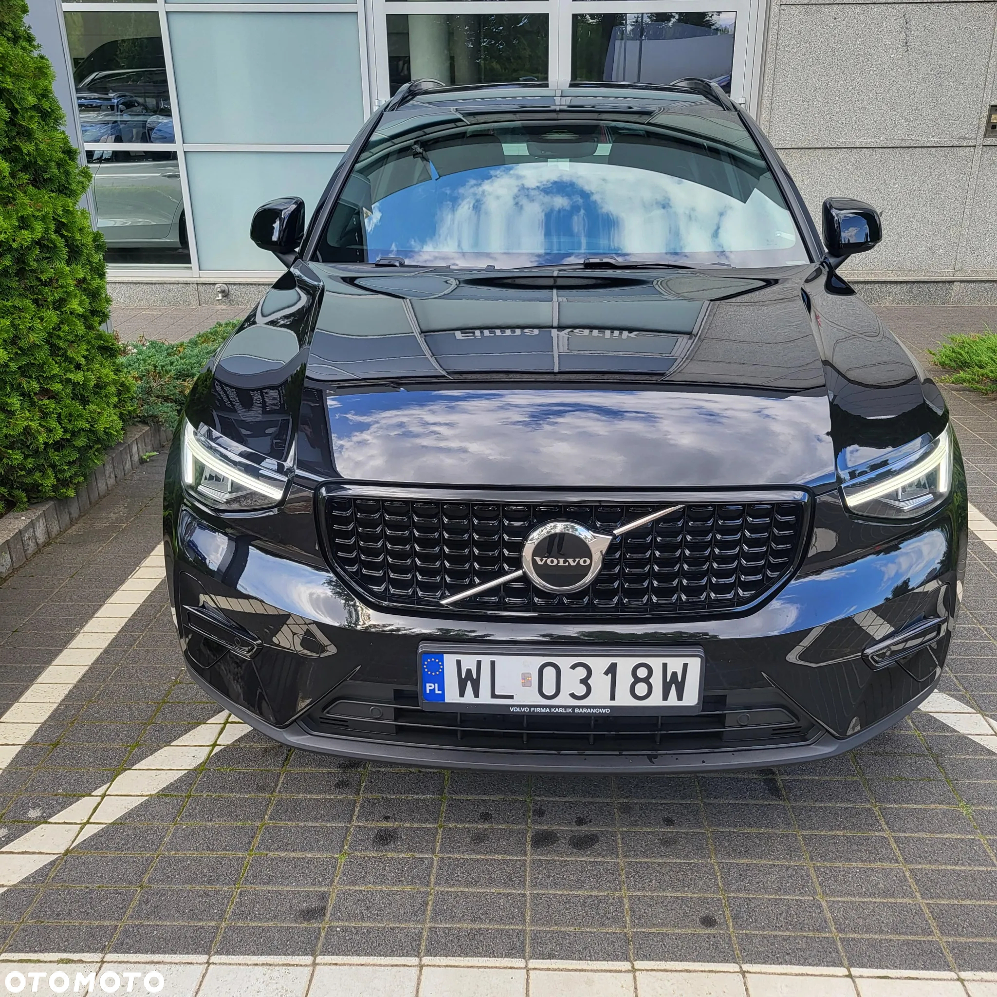Volvo XC 40 B3 Plus Dark - 16