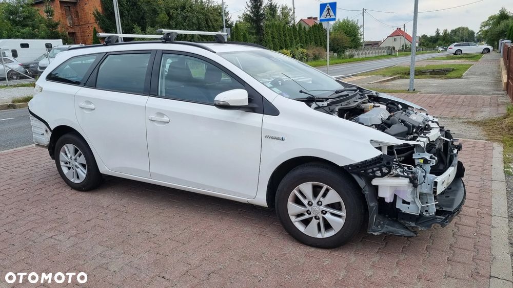 Toyota Auris - 1