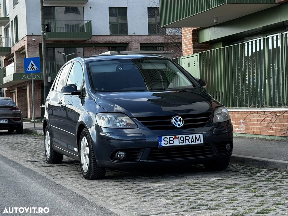 Volkswagen Golf Plus - 1