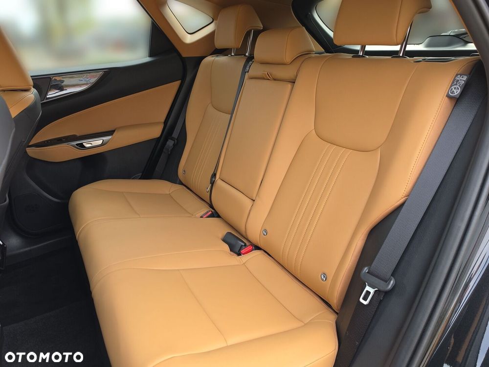 Lexus NX 350h Prestige 2WD - 25