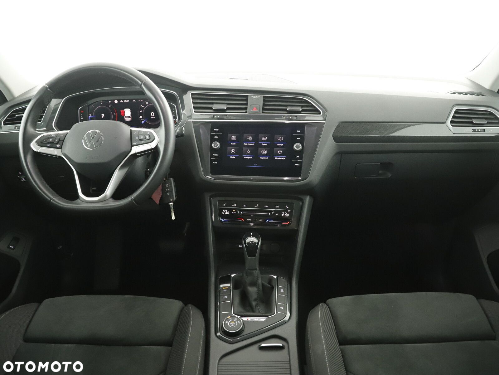 Volkswagen Tiguan - 8