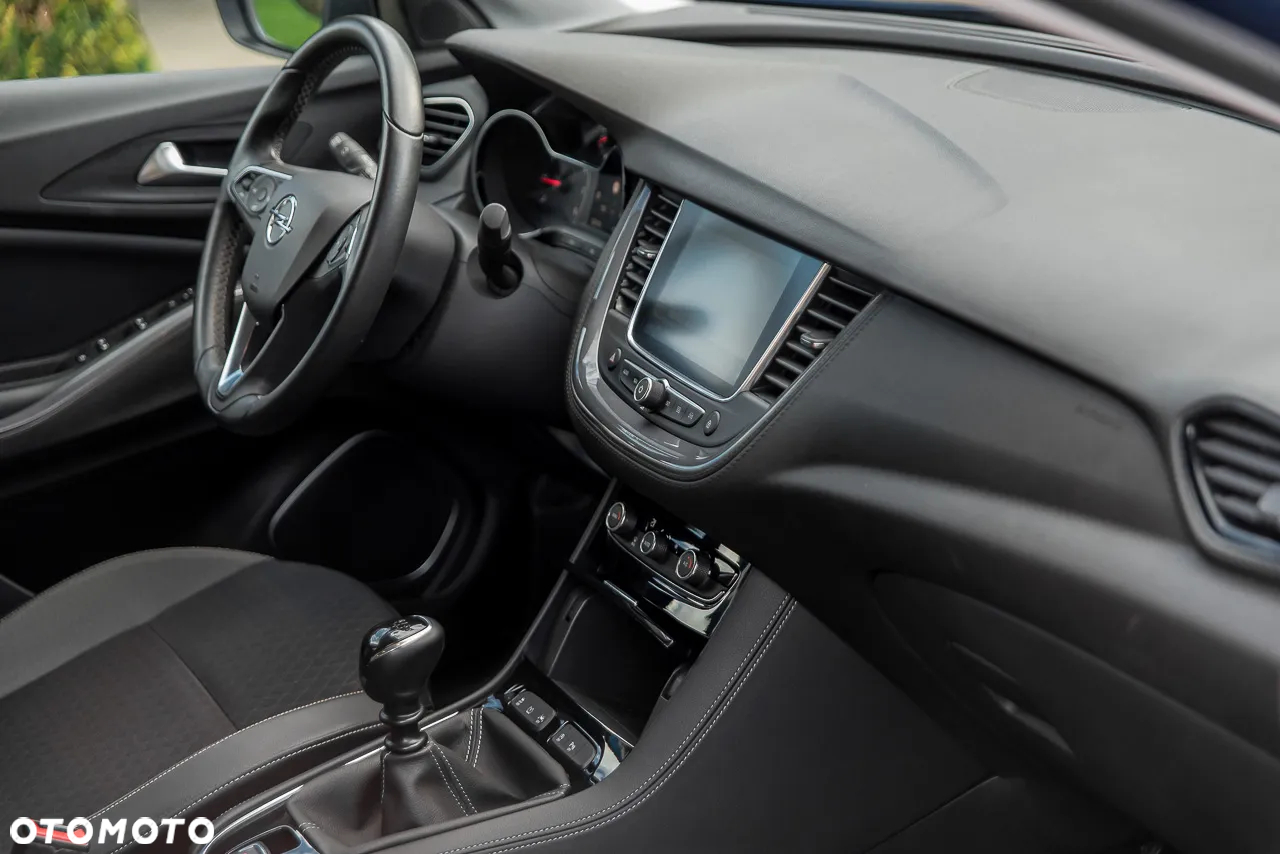 Opel Grandland X 1.2 Start/Stop Business Elegance - 26