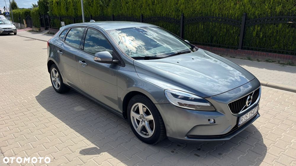 Volvo V40 - 1