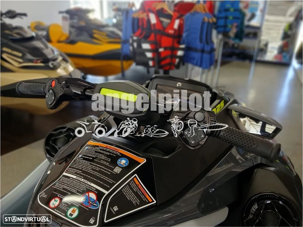 Sea-Doo Sea-Doo RXT-X RS 325 com colunas - 7