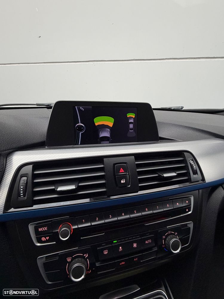 BMW 318 d Pack M - 12