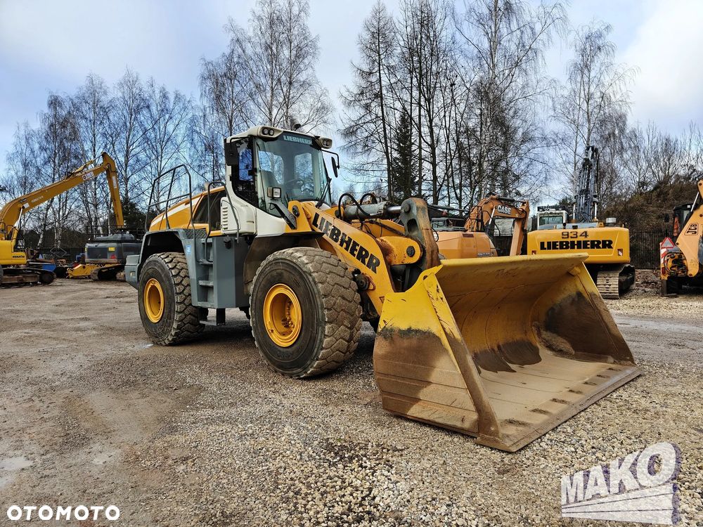 Liebherr L566 - 7