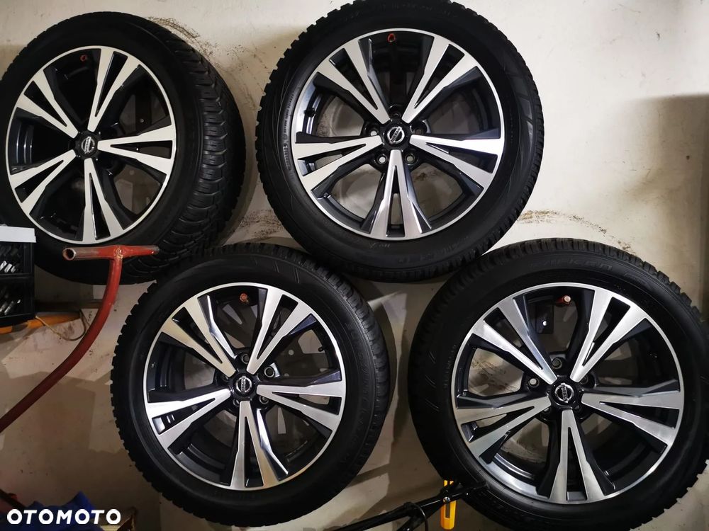 Nissan Qashqai 1.3 DIG-T N-CONNECTA - 18