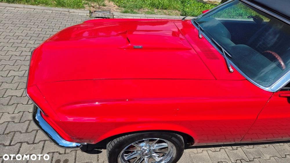 Ford Mustang - 21