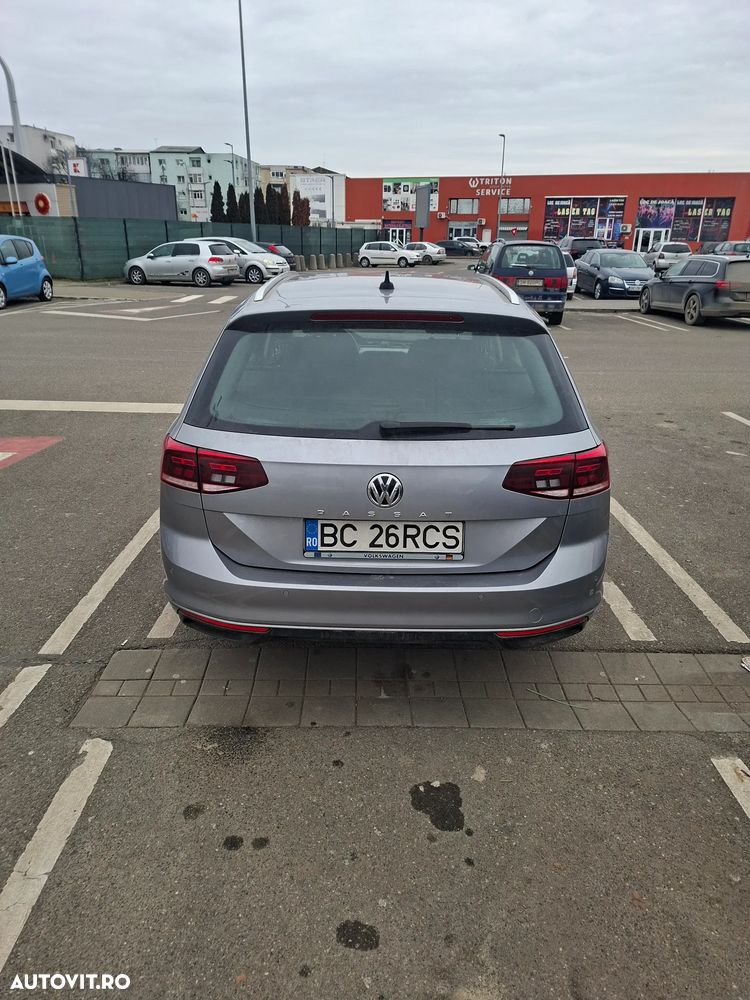Volkswagen Passat 1.6 TDI (BlueMotion Technology) DSG Comfortline - 10