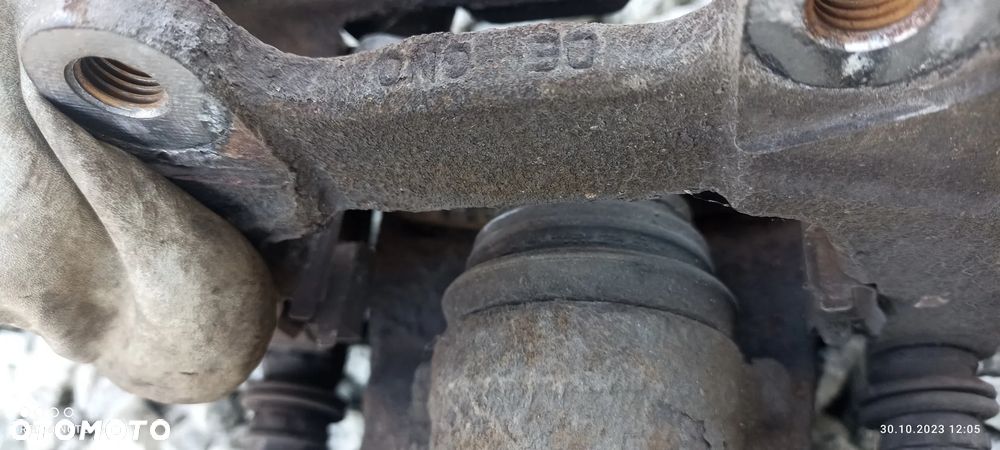 AUDI A6 C6 ZACISK HAMULCOWY TYLNY LEWY PRAWY - 13