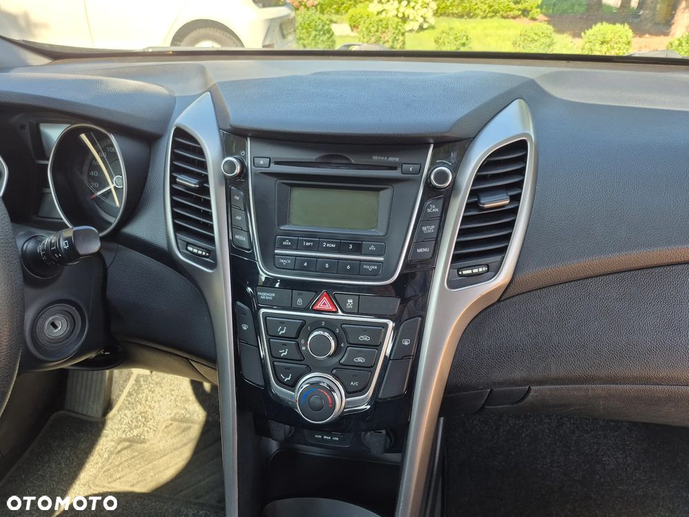 Hyundai i30 1.4 Advantage - 11