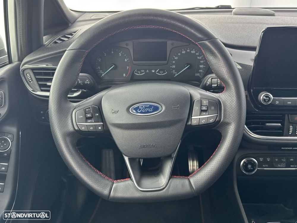 Ford Fiesta 1.0 EcoBoost ST-Line - 17