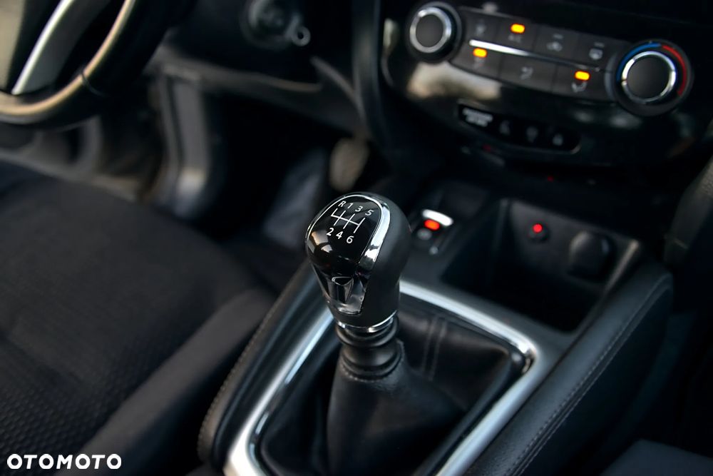 Nissan Qashqai 1.2 DIG-T Visia - 37