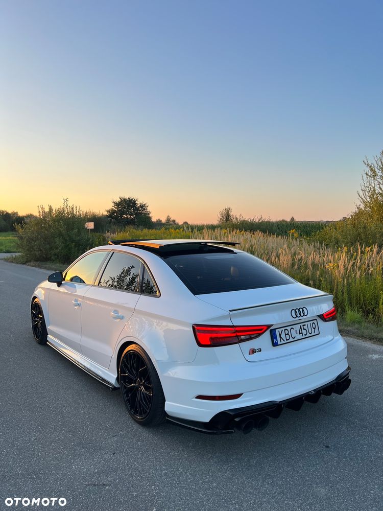 Audi A3 Limousine 2.0 TFSI quattro S tronic design - 4