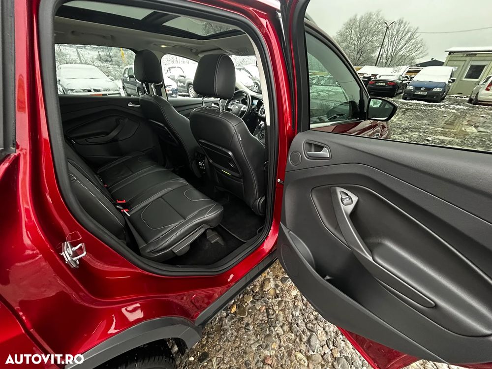 Ford Kuga 1.5 EcoBoost 4x4 Aut. Titanium - 16