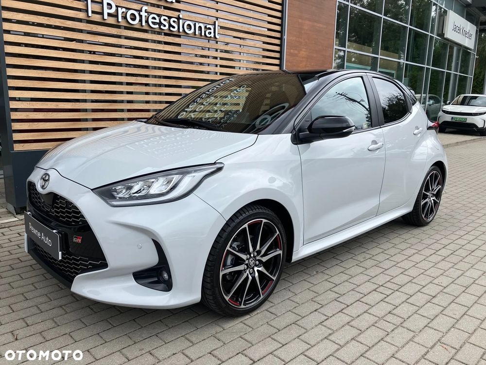 Toyota Yaris Hybrid 1.5 GR Sport - 2