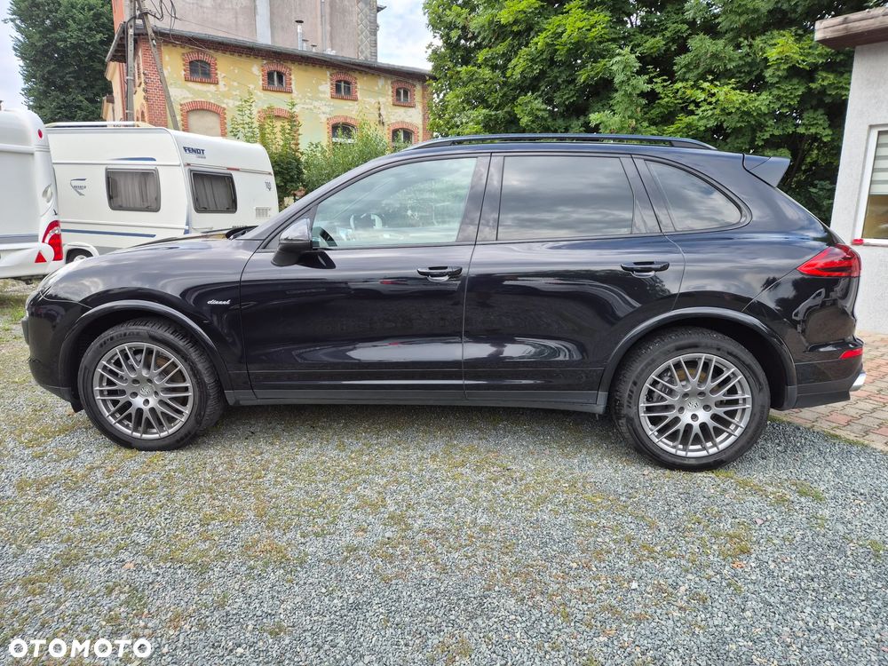 Porsche Cayenne Diesel Platinum Edition - 12