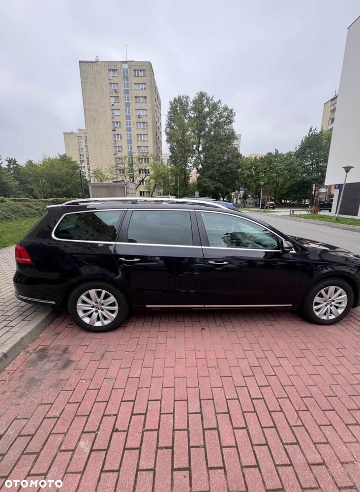 Volkswagen Passat 1.6 TDI Comfortline - 5