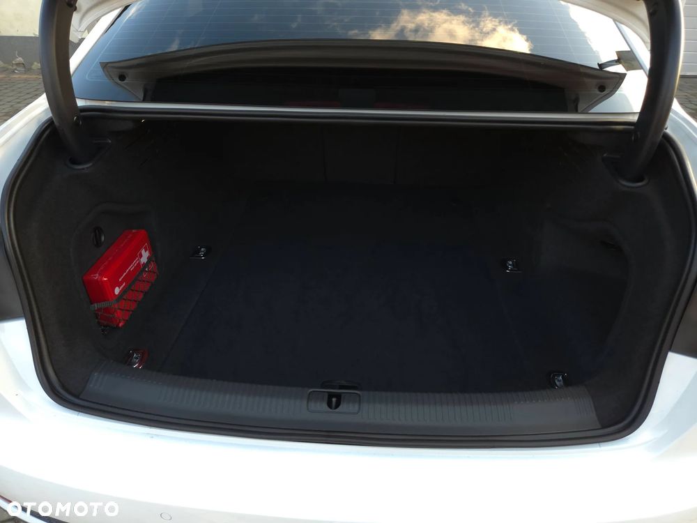 Audi A4 Limousine 2.0 TDI DPF clean diesel quattro S tronic S line Sportpaket - 39