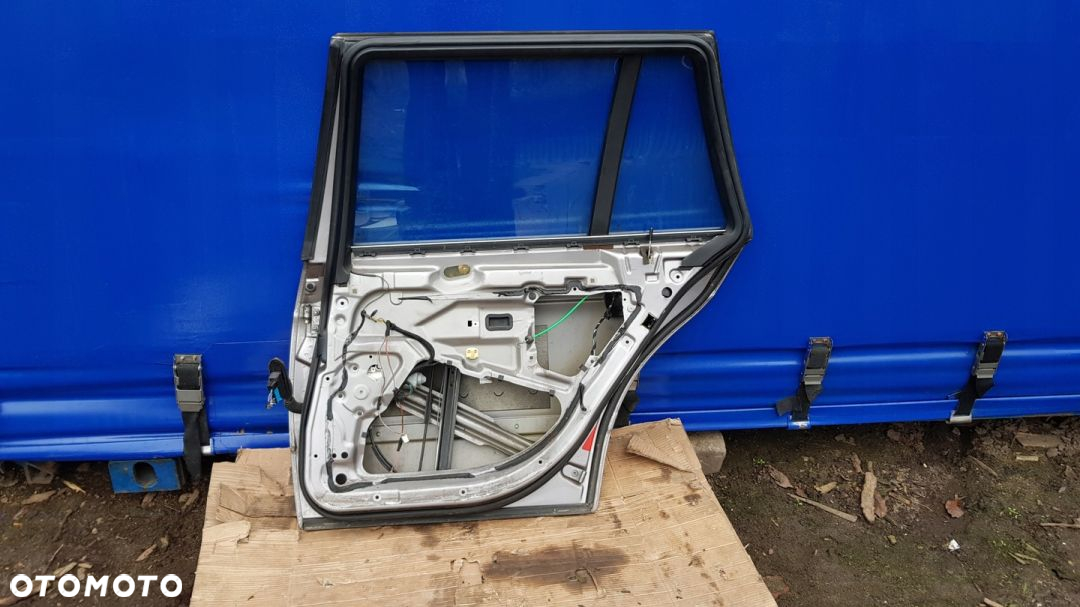 BMW E39 DRZWI PRAWY TYŁ ASPENSILBER - 4