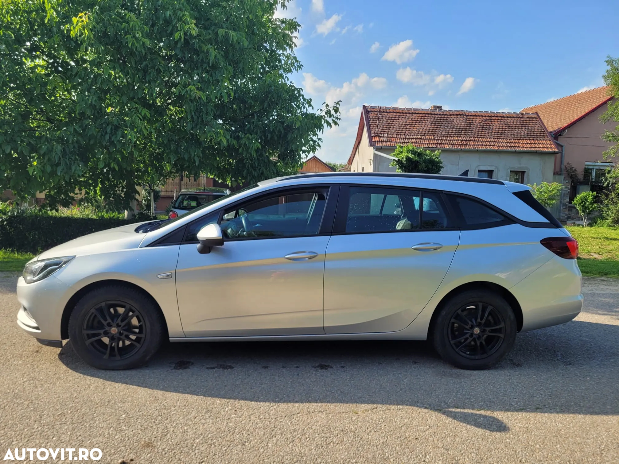 Opel Astra 1.6 D (CDTI) Sports Tourer Edition - 6