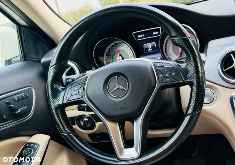 Mercedes-Benz GLA 250 4-Matic - 26