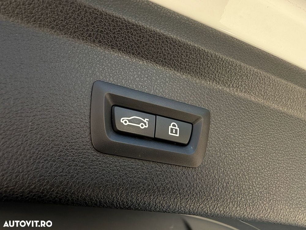 BMW Seria 3 320d Sport-Aut. M Sport - 27